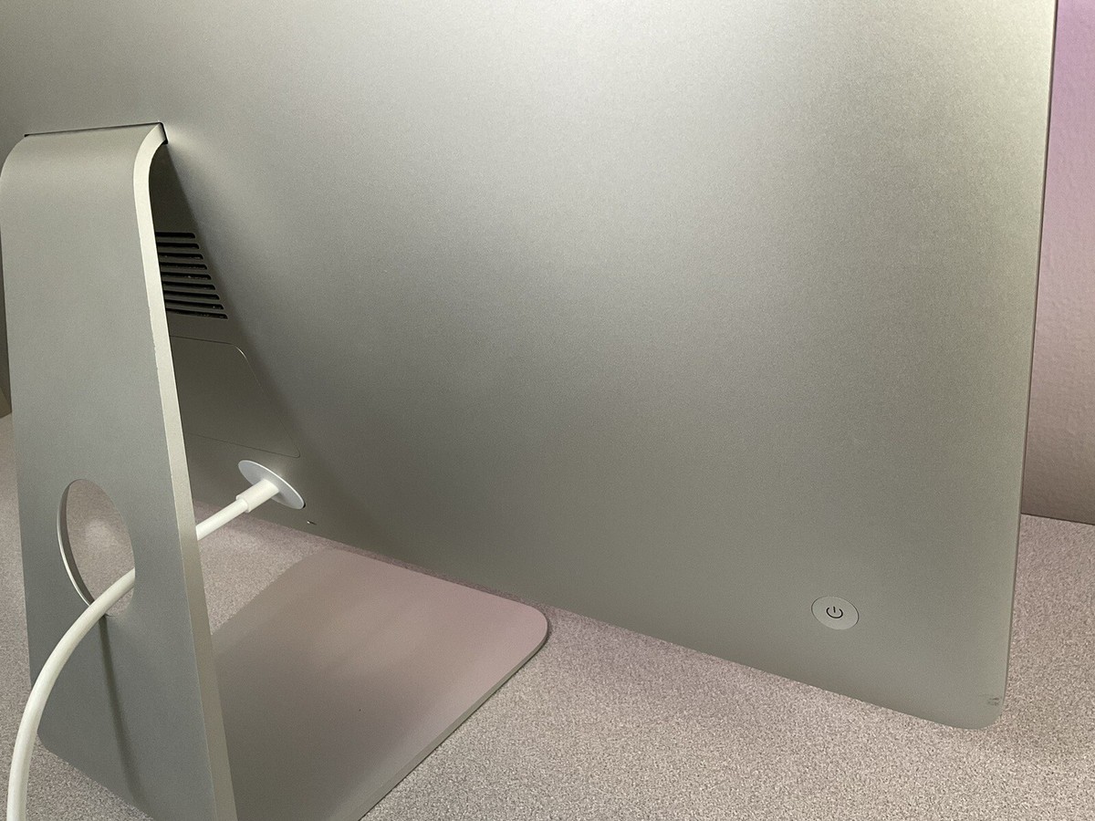 Apple iMac 27” Retina 5k - 16 GB 2 TB Fusion Drive late 2015