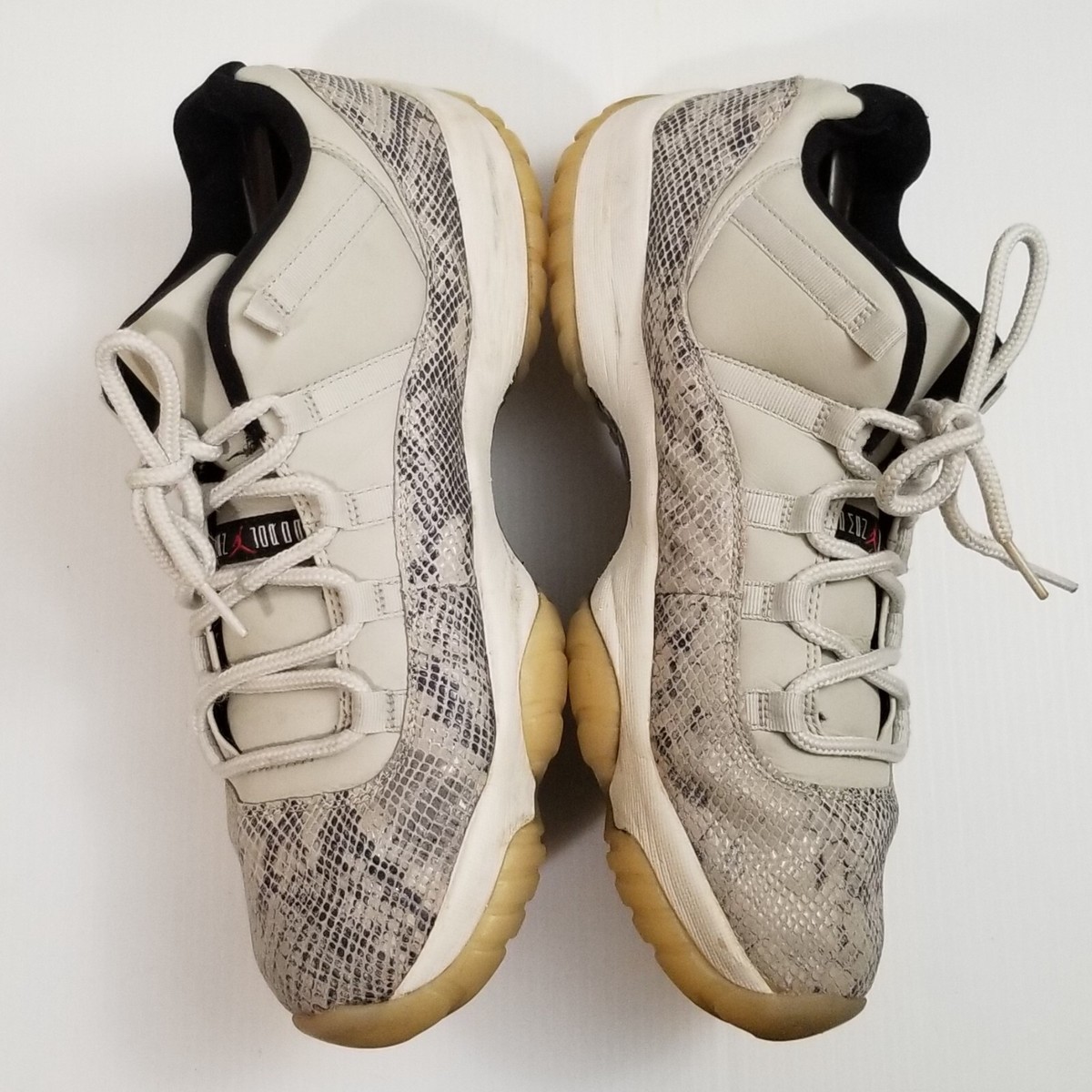 Nike Air Jordan 11 XI Low Snakeskin Light Bone 2018 Men's Size 13