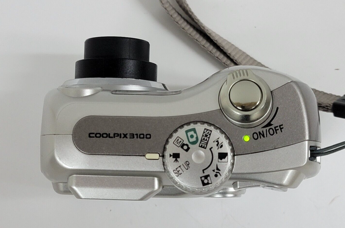 デジカメ NIKON COOLPIX 3100 付属品付き 【公式通販】