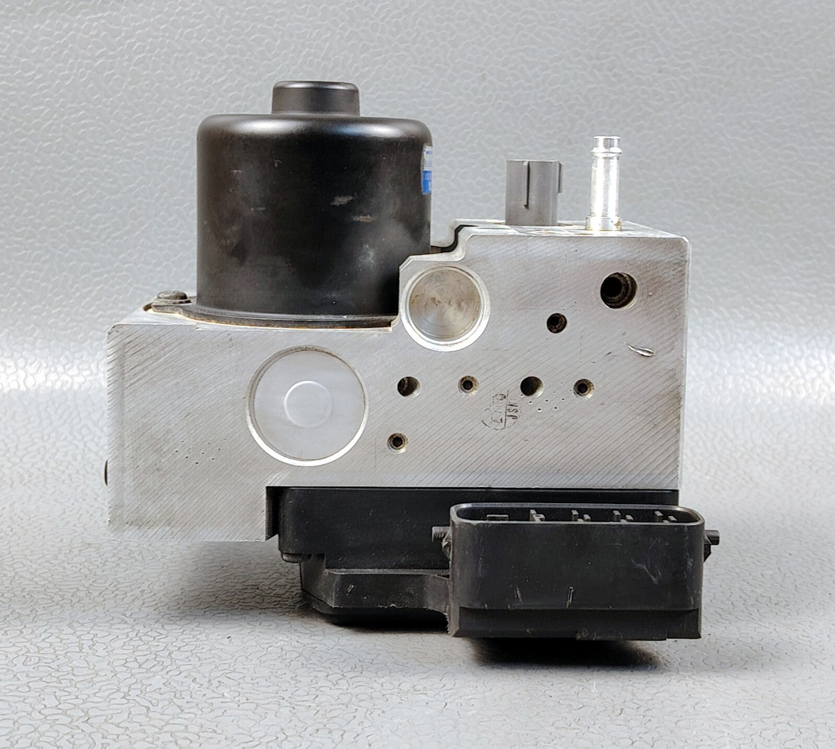 TOYOTA CROWN JZS171 JZS175 1JZGTE VVTI ABS ANTI LOCK BRAKE PUMP