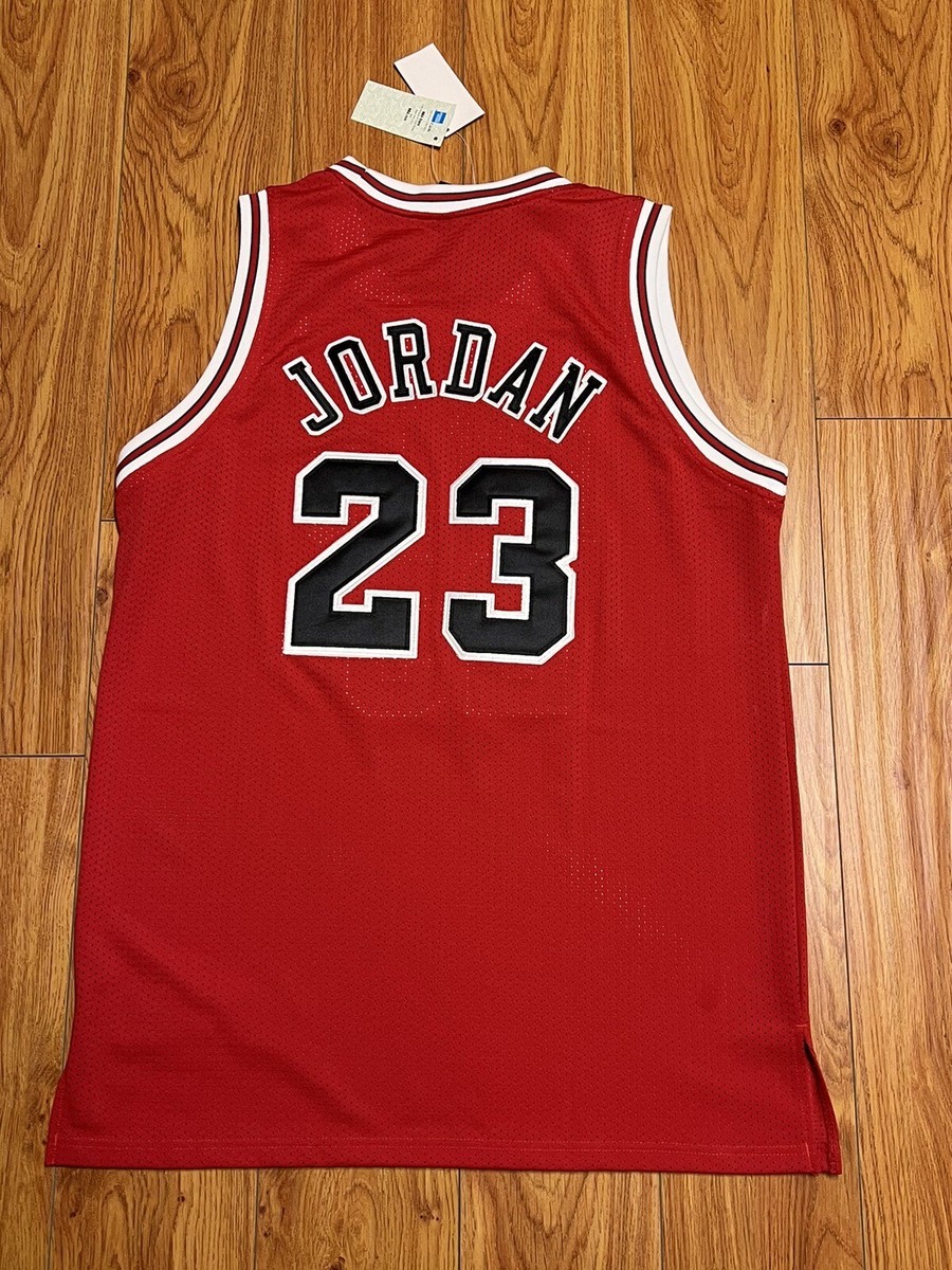 Nike Michael Jordan #23 Chicago Bulls 1998 NBA Finals Red Jersey L