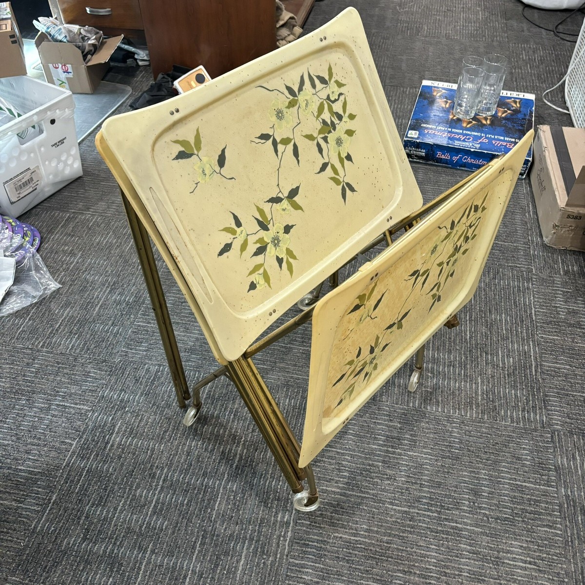 Set 4 VTG Quaker Industries Fiberglass TV Tray MCM 1960s Dogwood