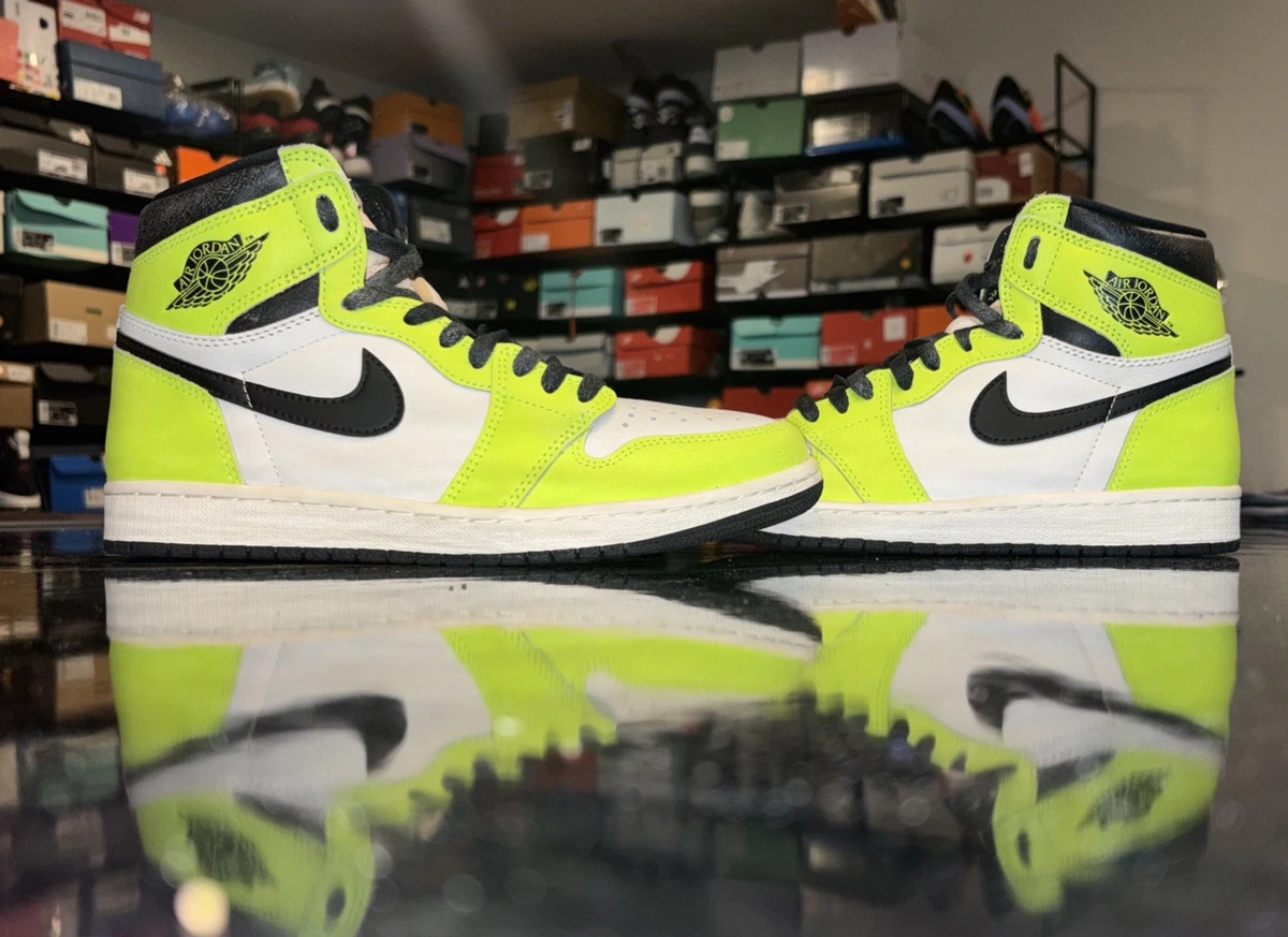 Jordan 1 Retro High OG Volt | eBay