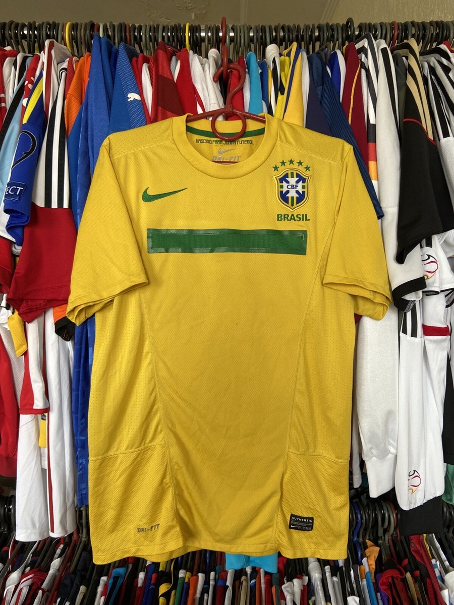BRASIL 2011 2012 HOME FOOTBALL SHIRT SOCCER JERSEY NIKE 405504-703