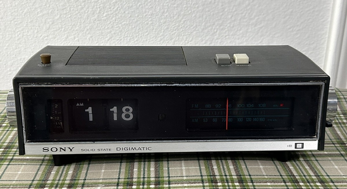Vintage Sony Digimatic TFM-C590W AM/FM Clock Radio, Works, Very