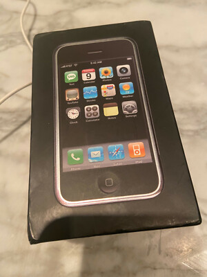 Rare Collectable 1st Gen Apple iPhone 2G 8GB w/ Original Box