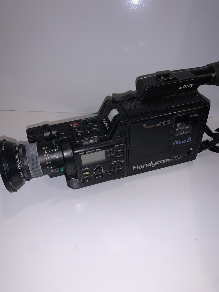 SONY Handycam PRO Video 8 Camcorder CCD-V9 Video Camera - Untested