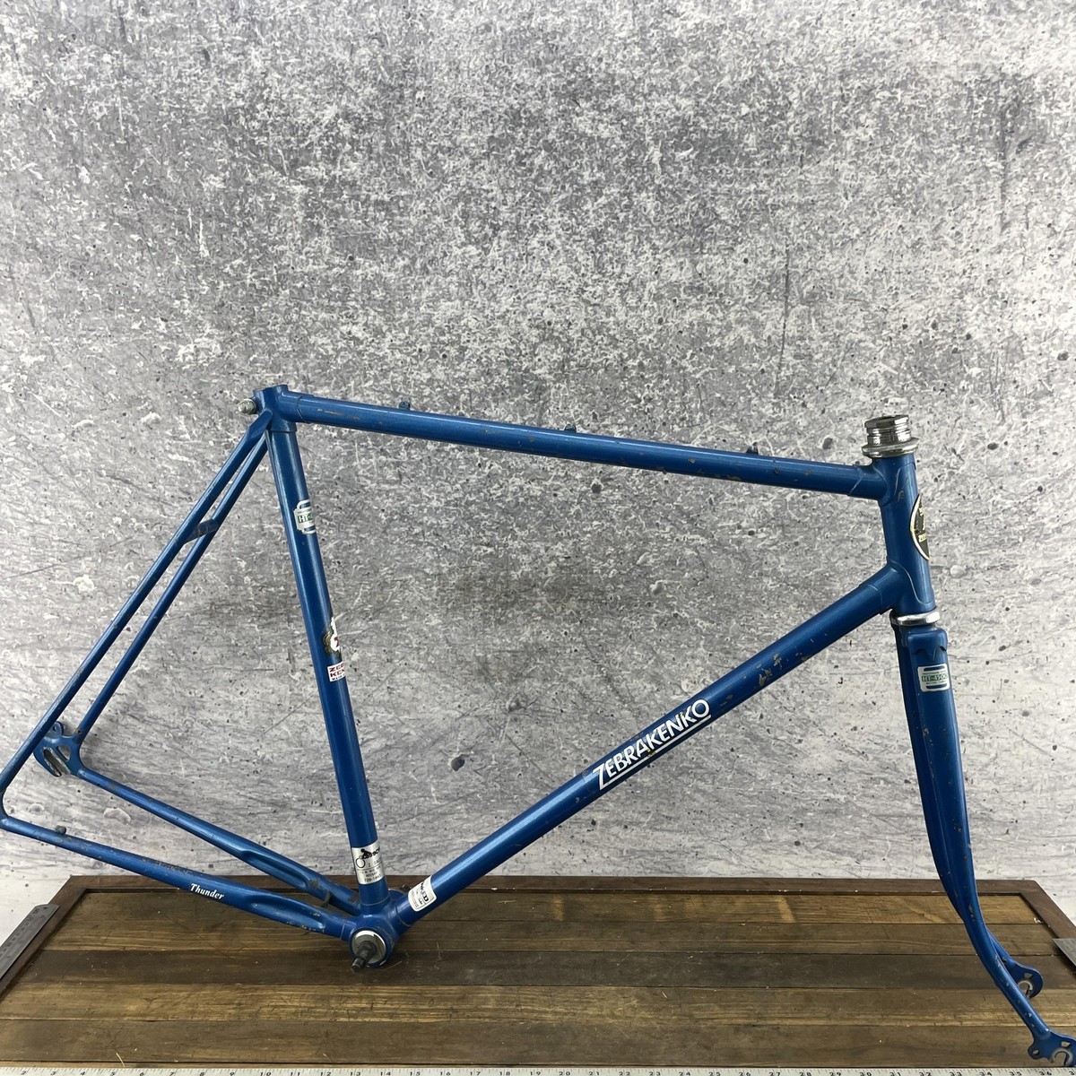 Vintage Zebrakenko 56 cm Road Bicycle Frame 27 in Blue Steel Japan