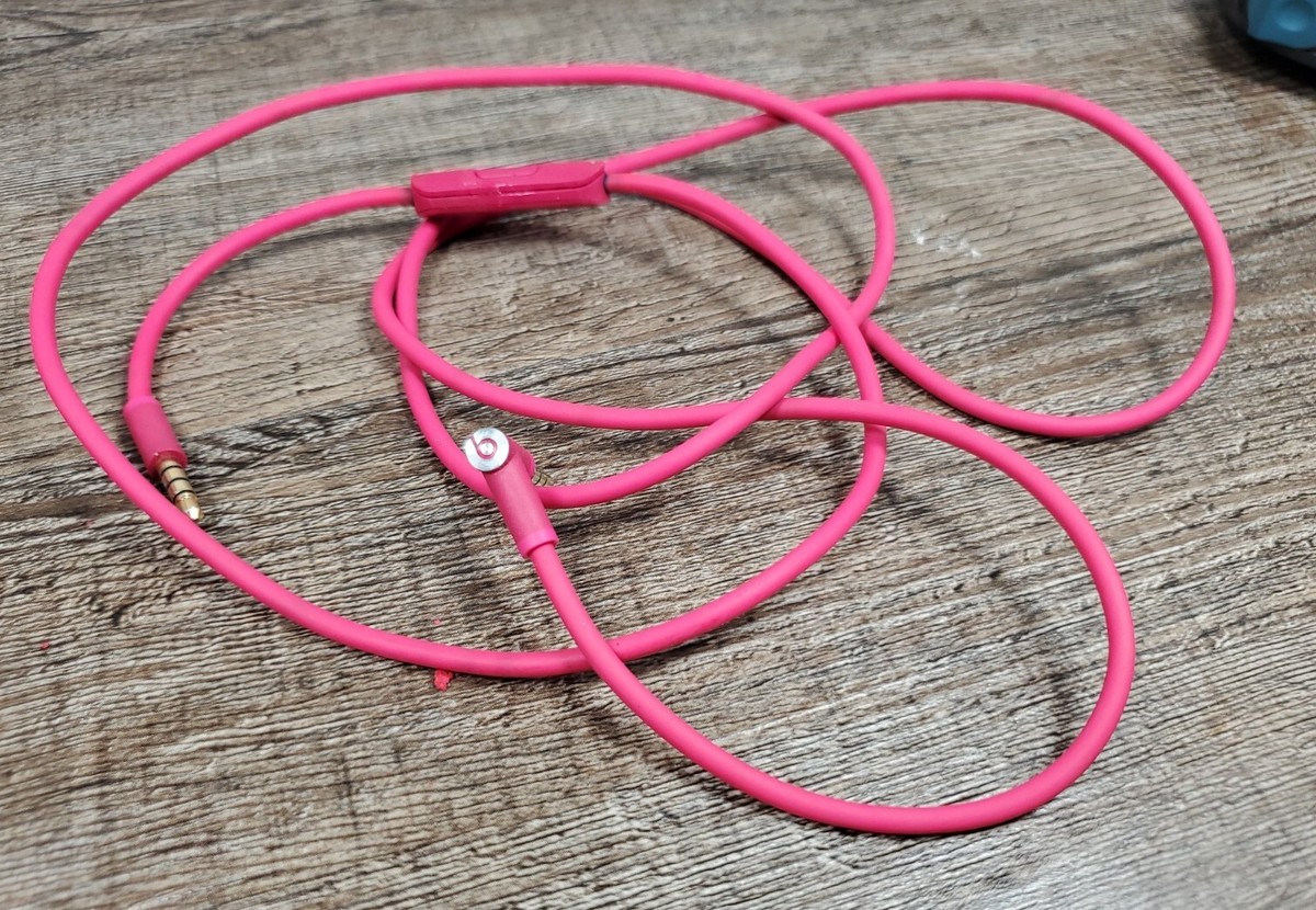 ☆NICE☆~Beats by Dr. Dre Solo HD Headband Headphones - Pink