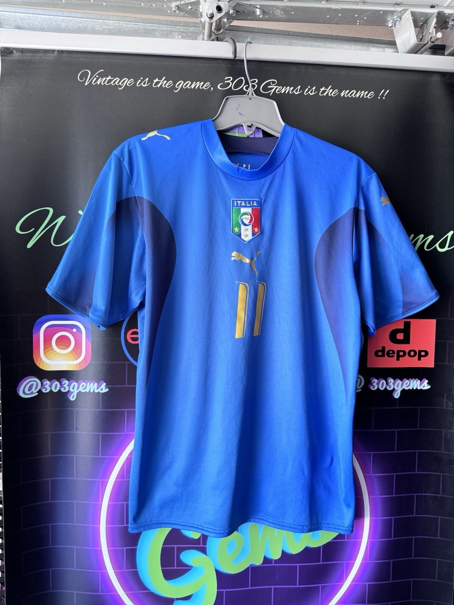 Authentic PUMA Alberto Gilardino #11 Italy 2006 Home Football