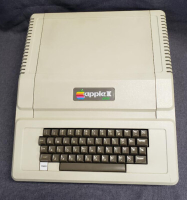 Vintage Apple II Plus System with Display and Drives A2S0016
