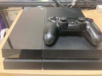 Sony PlayStation 4 PS4 Jet Black Original 500GB Console