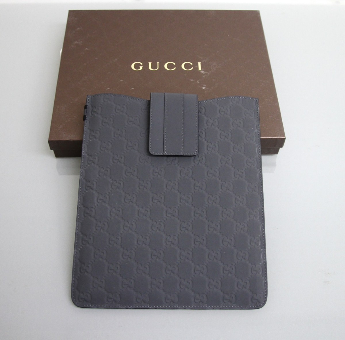 New Authentic GUCCI GG Monogram Guccissima Leather iPad Case Gray
