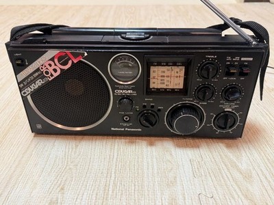National Panasonic RF-1130 Cougar113 Vintage 4-Band BCL Portable