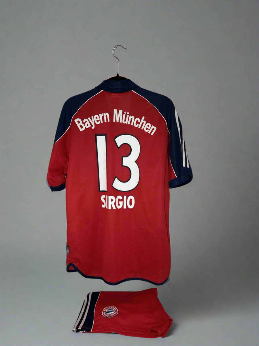 Bayern Munich Sergio #13 - adidas - 1999/2001 - HOME Kit and