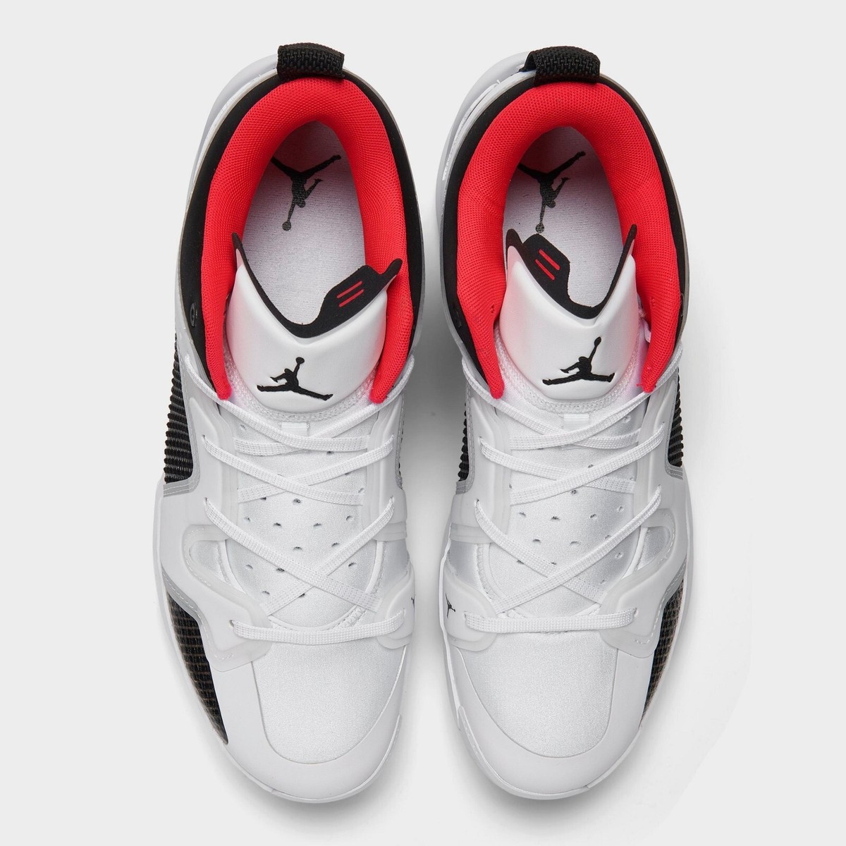 Mens Air Jordan 37 XXXVII Basketball Shoes White / Black / Red Sz