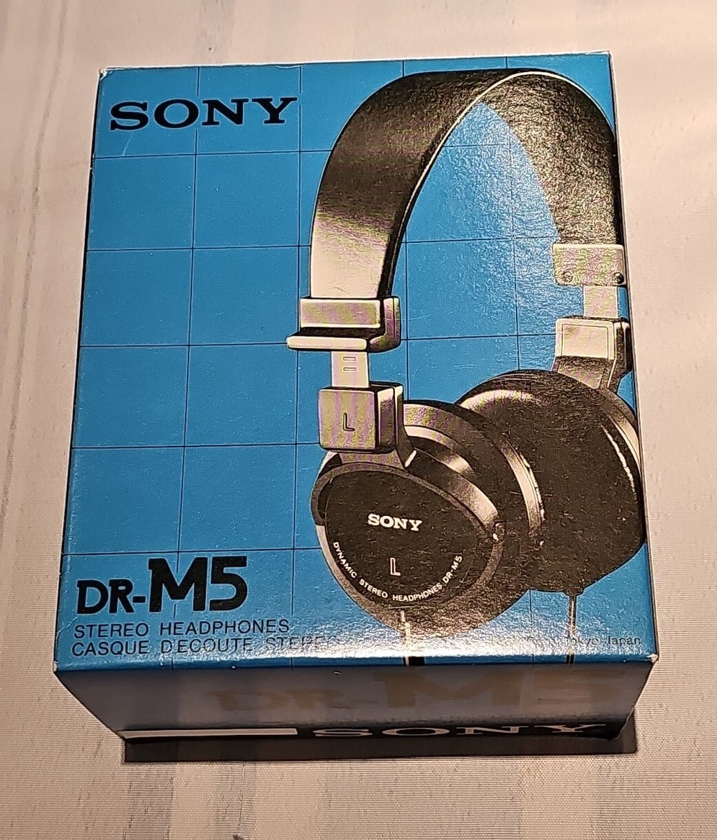Vintage Sony DR-Z5 Stereo Headphones new in the Original Box free