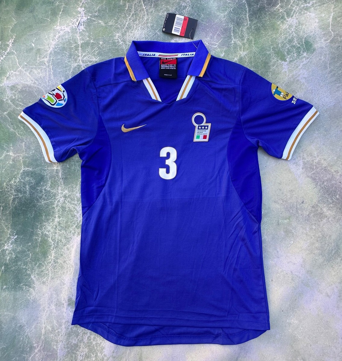 Vintage Nike Italy National Soccer Team Paolo Maldini #3 Jersey