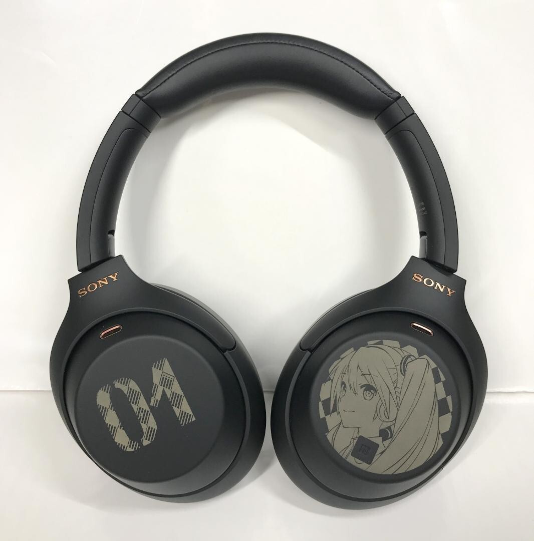 Hatsune Miku Sony Wireless Headphones WH-1000XM4/MK Silent Black