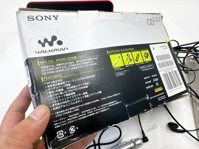 Sony D-NE830 Walkman Silver Portable CD Player MP3 ATRAC Boxed