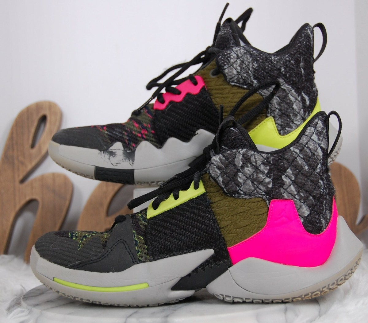 NIKE Jordan Brand Why Not Zero.2 IDC High Top Black Gray Pink