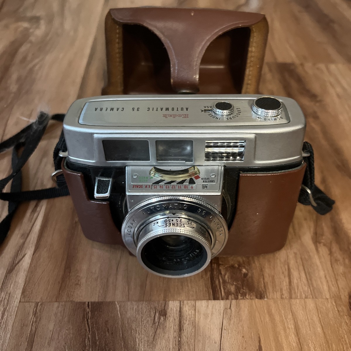 Vintage Kodak Automatic 35 35mm Film Camera 44mm f2.8 Ektanar Lens