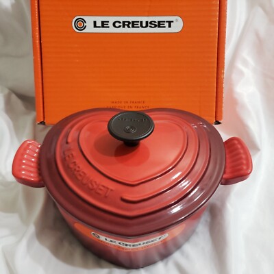 NWT Le Creuset Cerise Red Cocotte Coeur Heart-shaped 2qt Pot with
