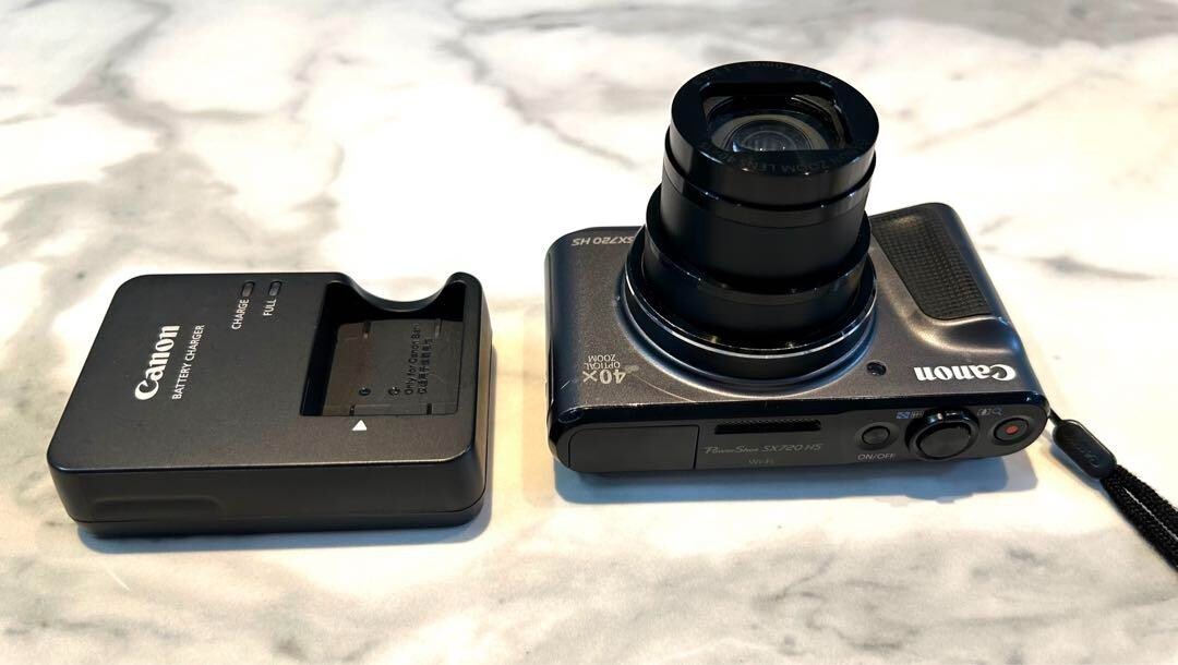 Canon digital camera PowerShot SX720 HS black optical 40x zoom