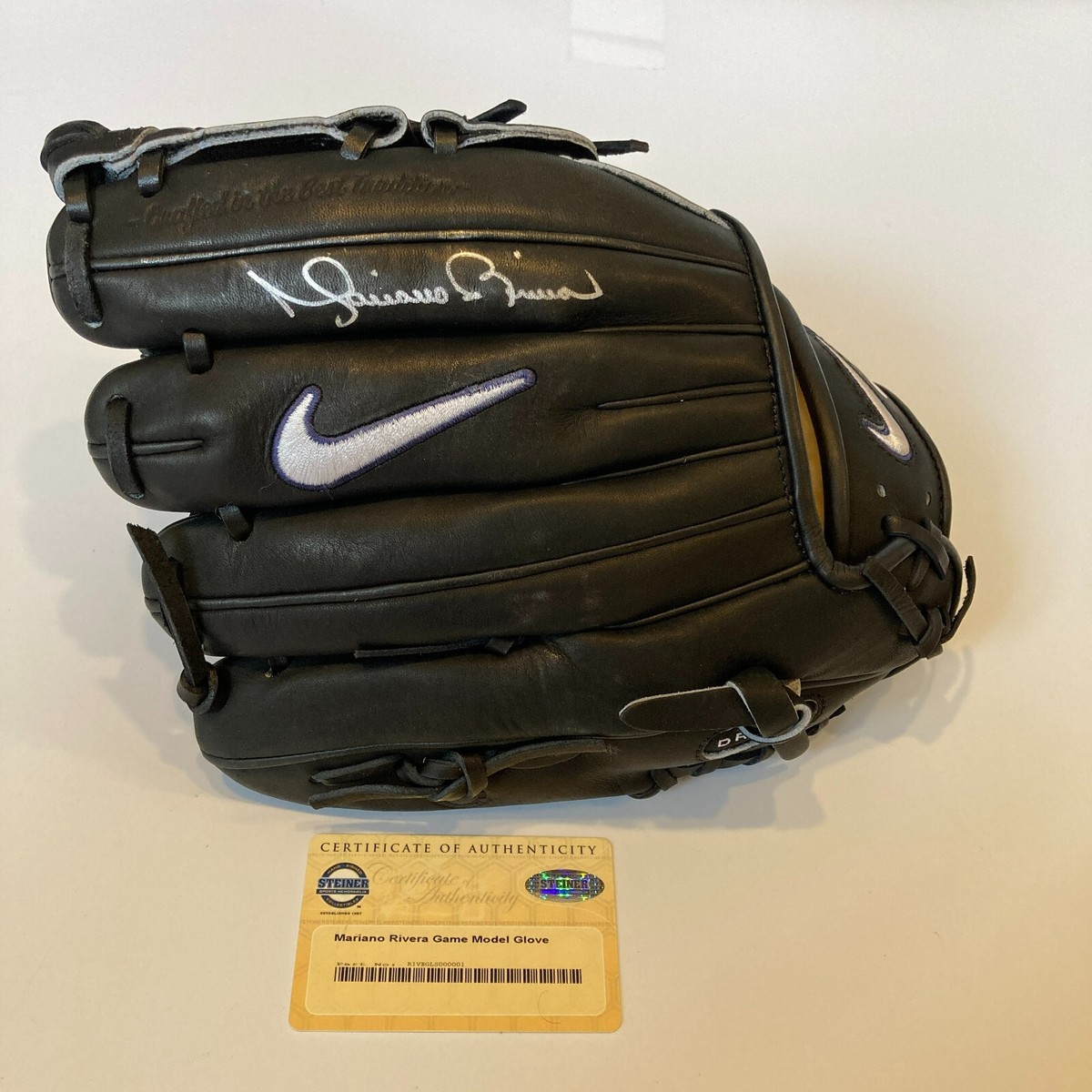 Mariano Rivera Signed Authentic Nike Game Model Baseball Glove