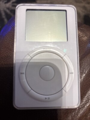 Apple iPod Classic 1st Generation White (10 Gb) M8541 for sale