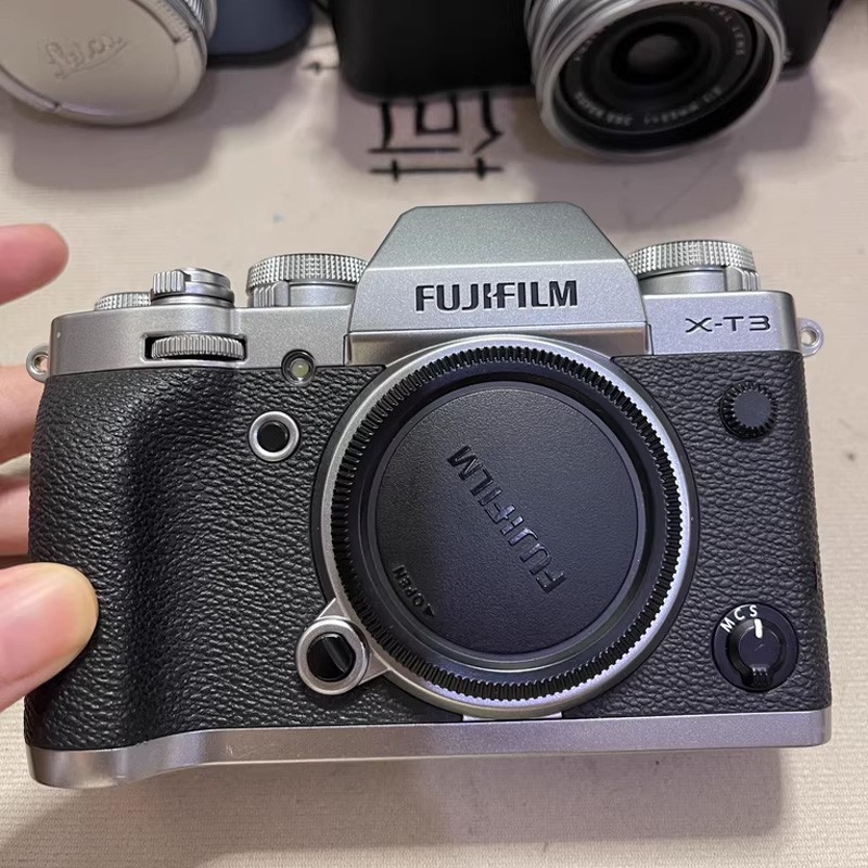 Fujifilm X-T3 Mirrorless 26.1MP Digital Camera(Body Only) - Silver