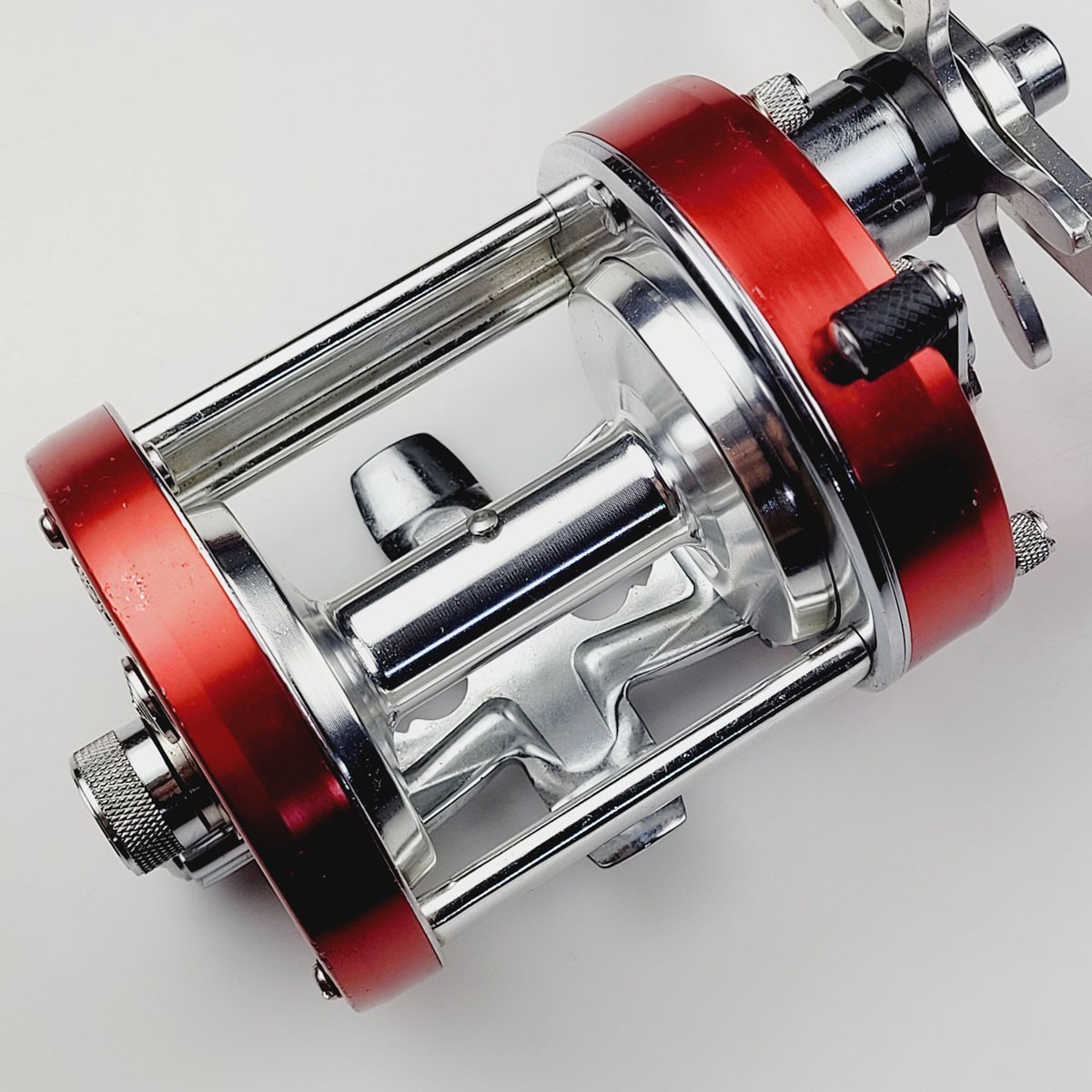 Abu Garcia Ambassadeur 7000 i CT Mag Casting Reel High Speed, Surf