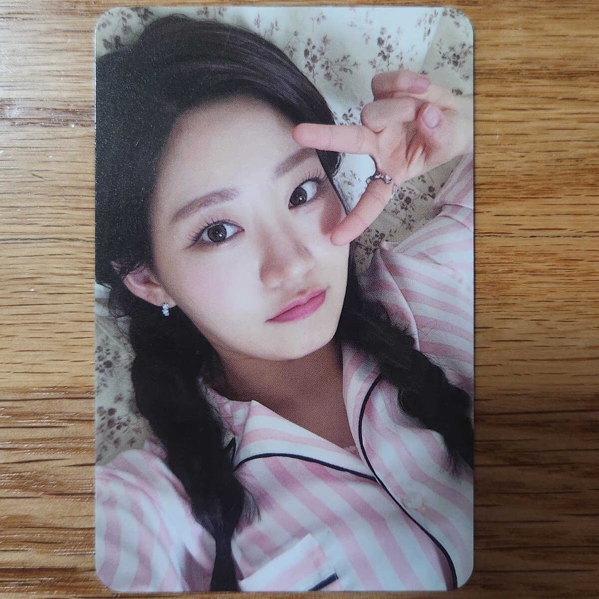 Julie Official Photocard Kiss of Life 2025 Season's Greeting Kiof