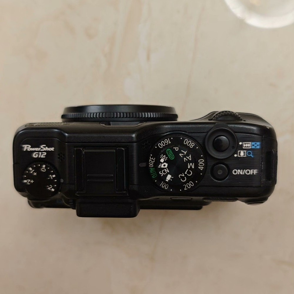 Canon Power Shot G12 Compact Digital Camera 10MP 5x Optical Auto