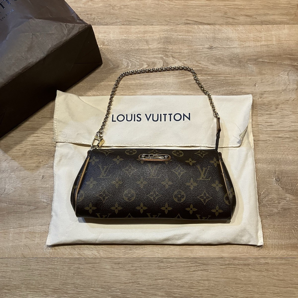 Louis Vuitton Monogram Eva Clutch Shoulder Bag CLEAN Gold Brown