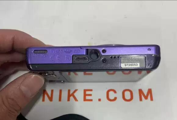 SONY Cyber Shot DSC-W570 Purple 16.1MP Digital Camera 5x Optical