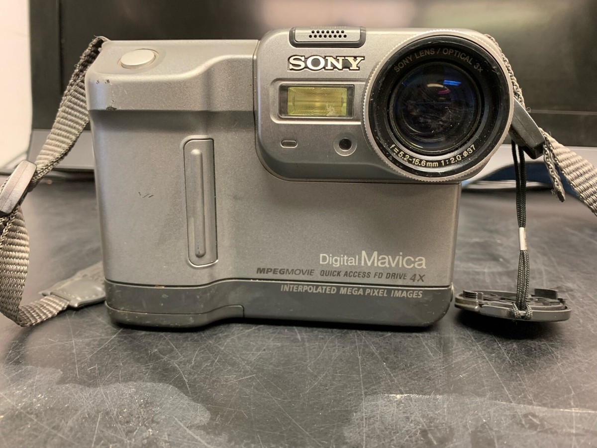 Sony Mavica MVC-FD83 0.9MP Digital Camera - Silver (MVCFD83) for