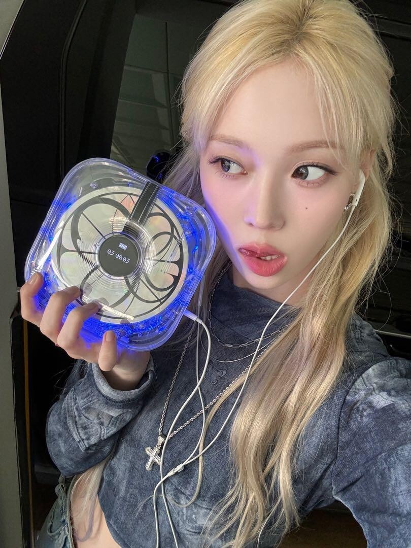 aespa Armageddon The 1st Album “ Only I Can Define Myself ” CDP