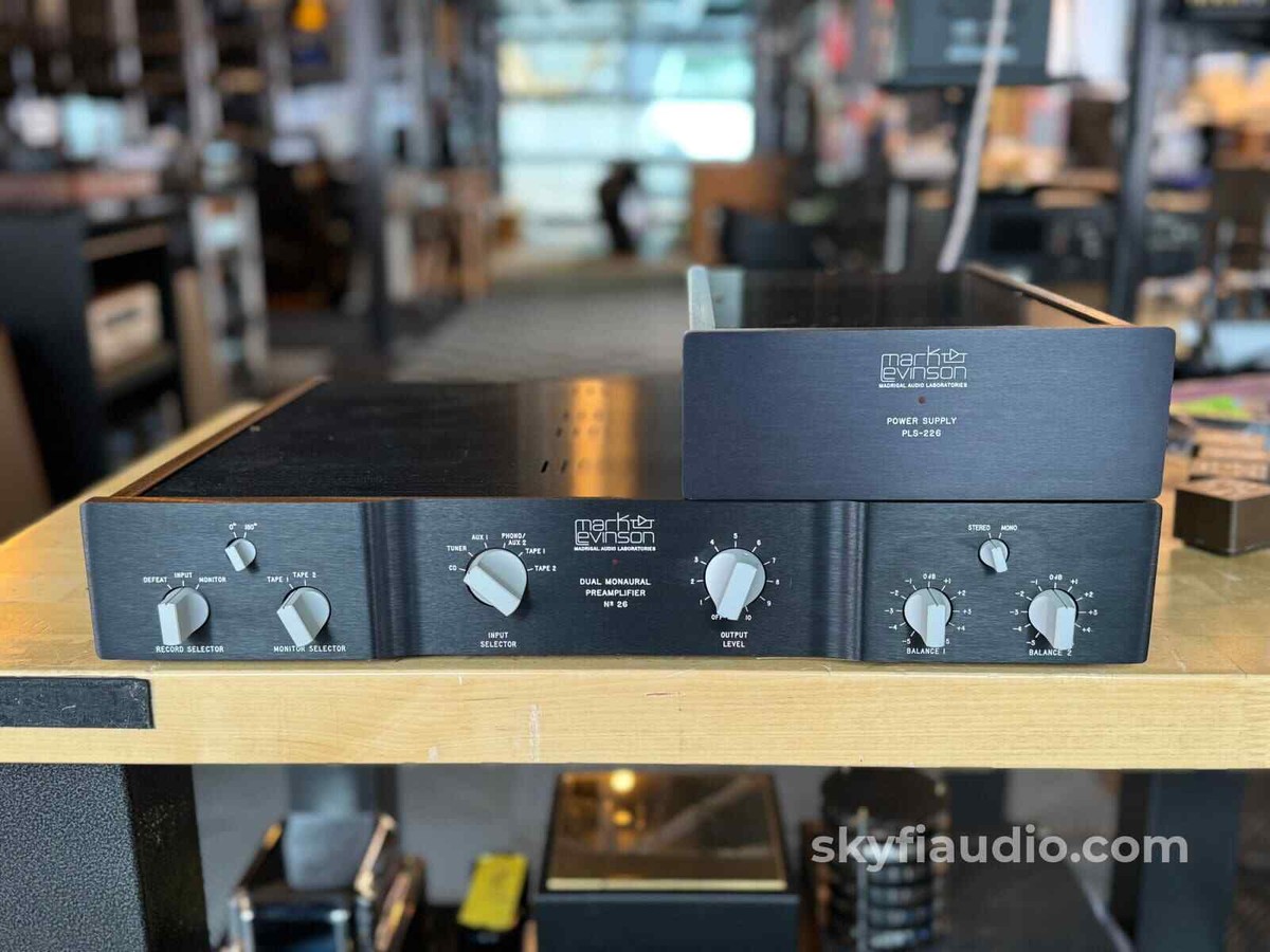 Mark Levinson No.26 Vintage Analog Preamp With Balanced Card and