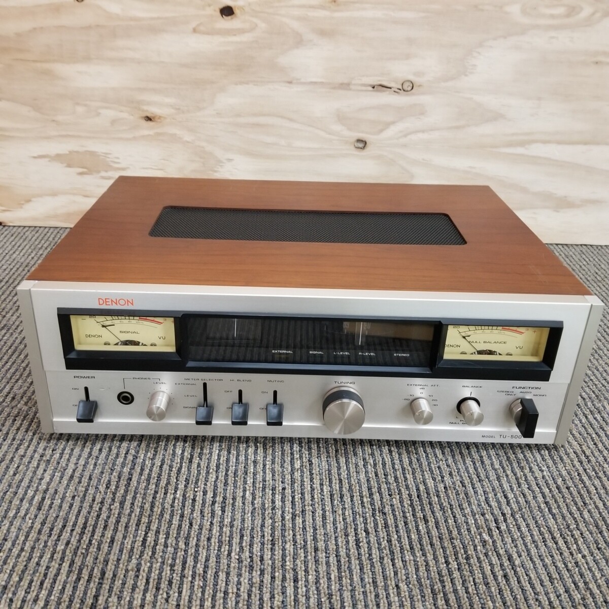 Denon TU-500 Stereo FM stereo Tuner RARE Vintage Japan Used