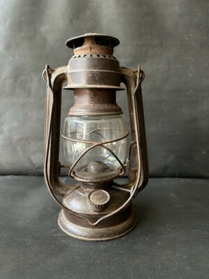 OLD VINTAGE RARE FEUERHAND NR. 275 KEROSENE LANTERN LAMP OLD GLOBE