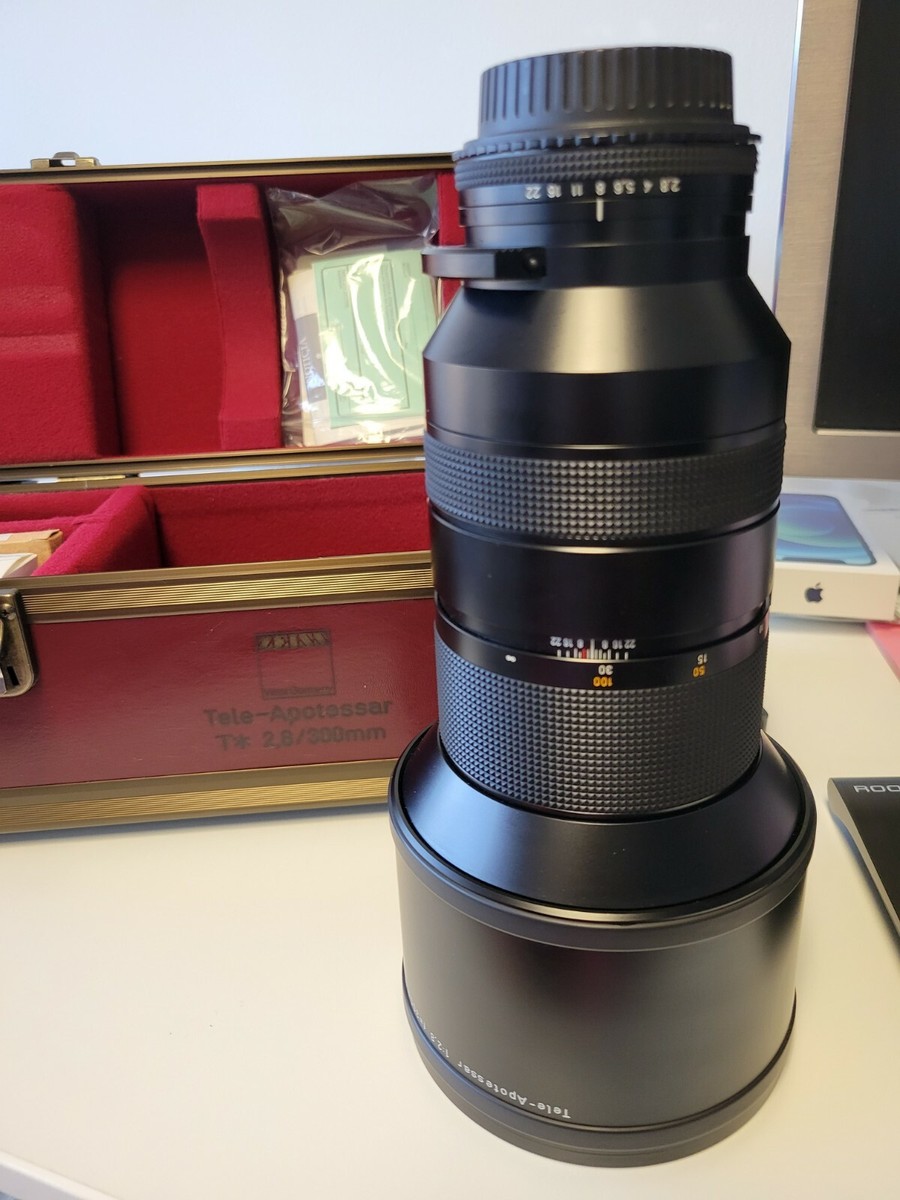 Zeiss Contax 300mm f2.8 Tele-Apotessar #6930970 with Canon adapter