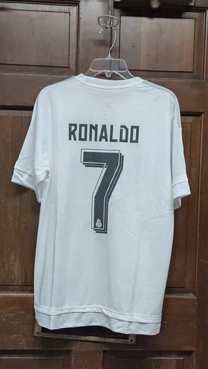 Adidas Ronaldo #7 Real Madrid Home Jersey & Shorts Fly Emirates