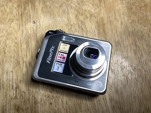 Fujifilm Finepix V10 | eBay