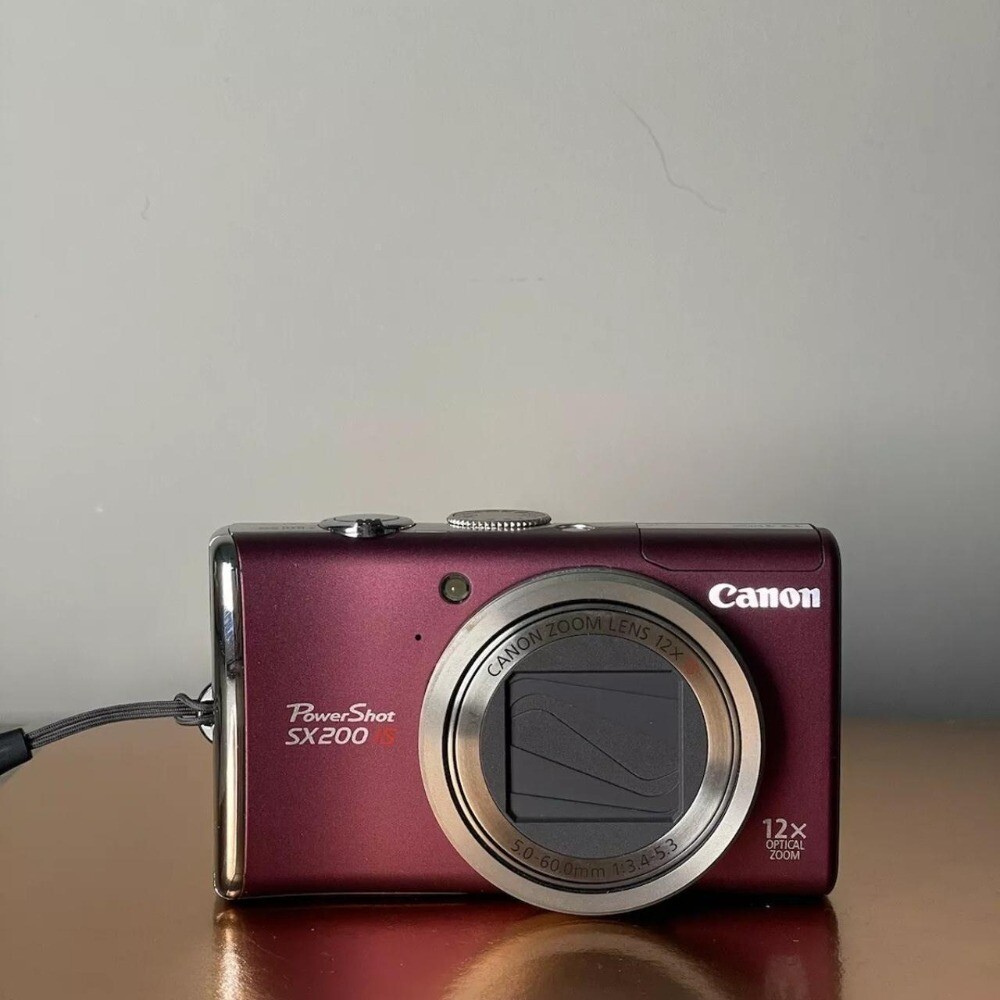 Canon PowerShot SX200 lS 12.1MP CCD Camera 12x Zoom 3.0-inch LCD