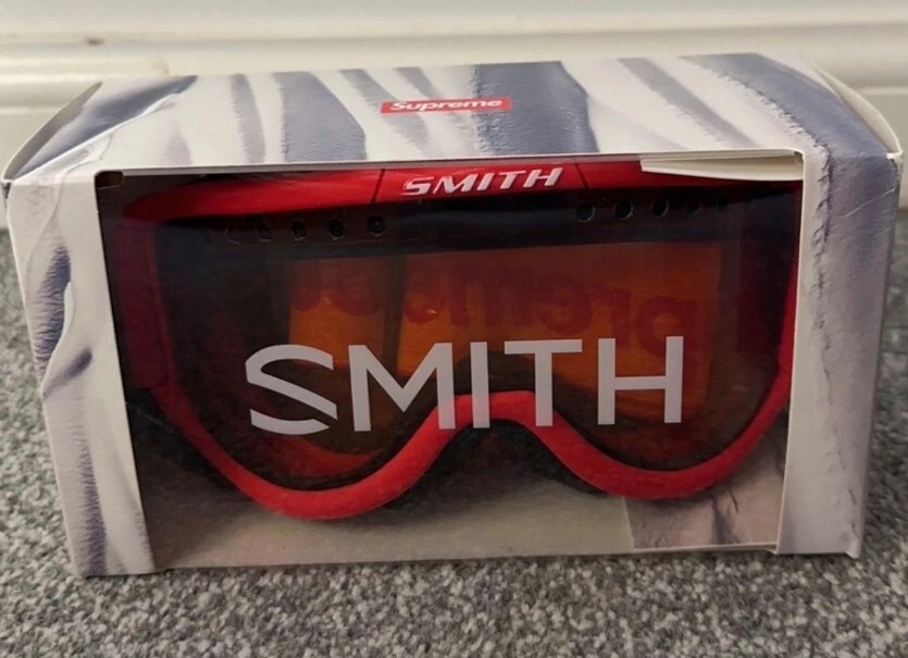 FW15 Supreme x Smith Cariboo Otg Ski Google Red goggles Built In