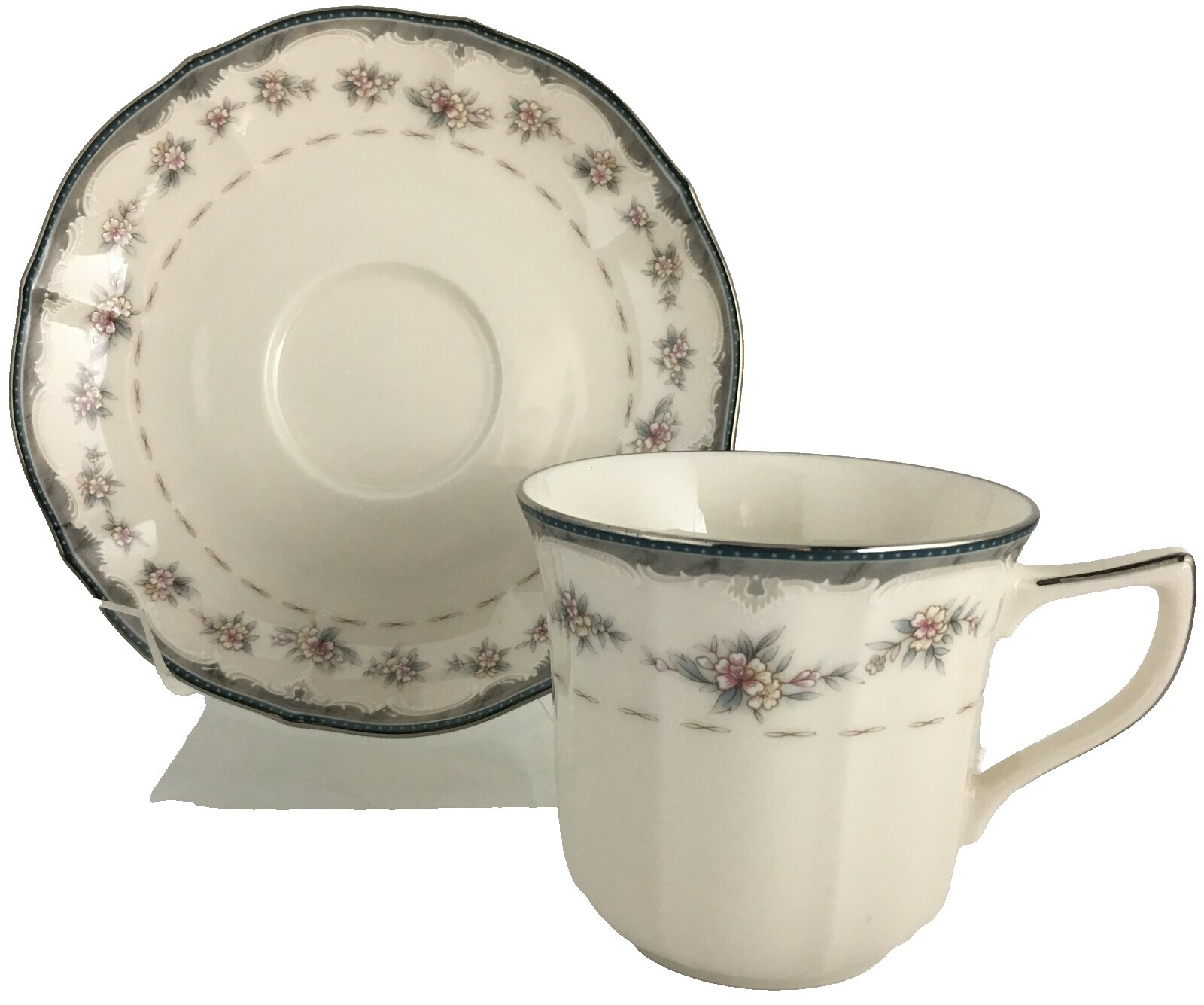 行事うー特価』 ノリタケ 『TRAVIATA』 パーティーセット 4組24点