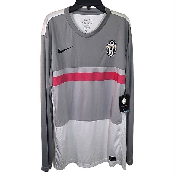 NWT Nike Juventus FC Soccer DriFIT Long Sleeve Pre-Match Jersey