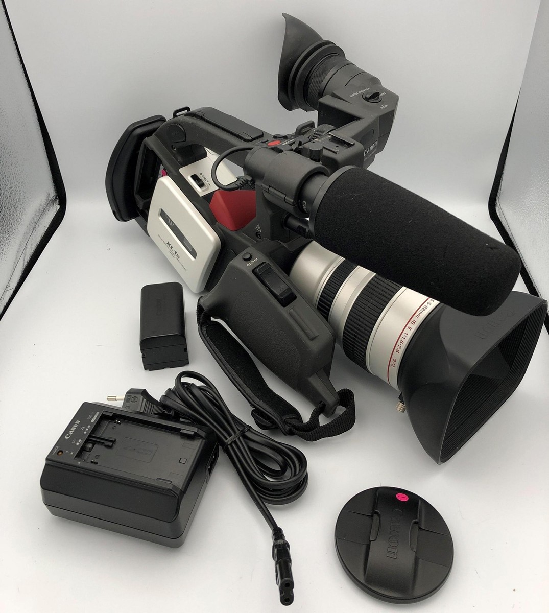 Canon DM-XL1S Digital NTSC Mini DV 16x Zoom Camcorder Video