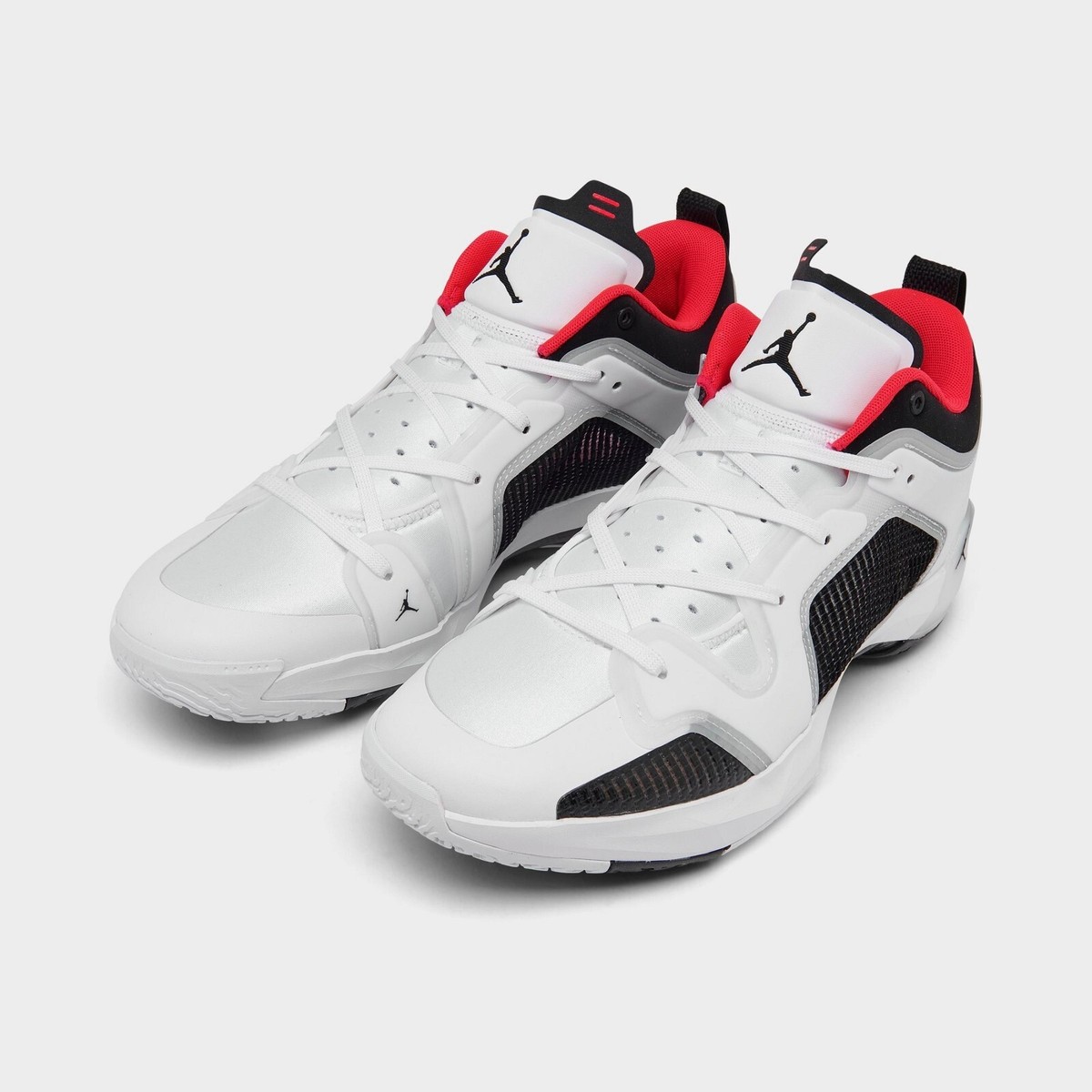 Mens Air Jordan 37 XXXVII Basketball Shoes White / Black / Red Sz